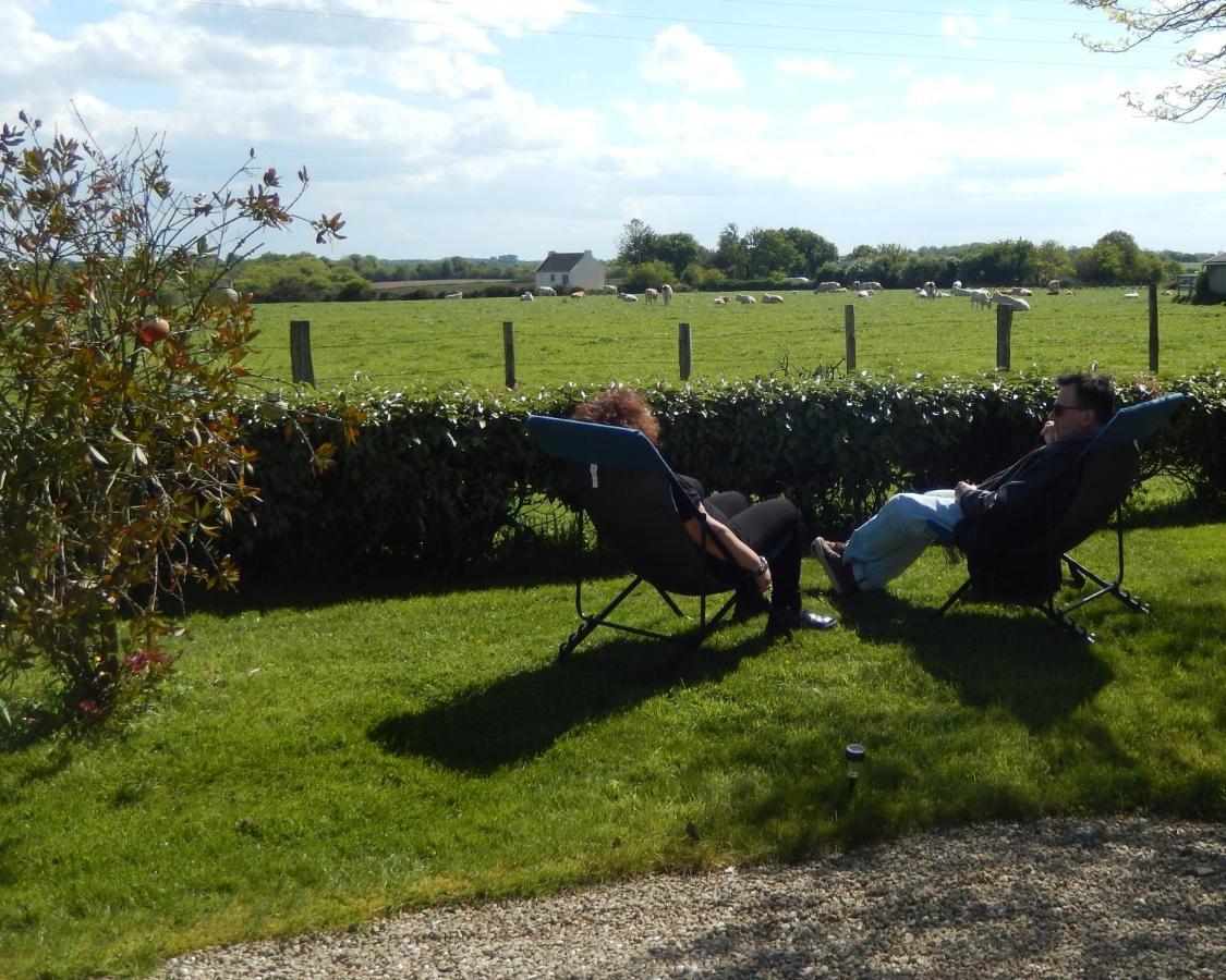 Le Tregonnec, Pres De Morlaix, Roscoff Bed & Breakfast Plouvorn Bagian luar foto
